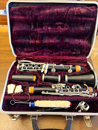 Vintage signet wood clarinet - wood,
