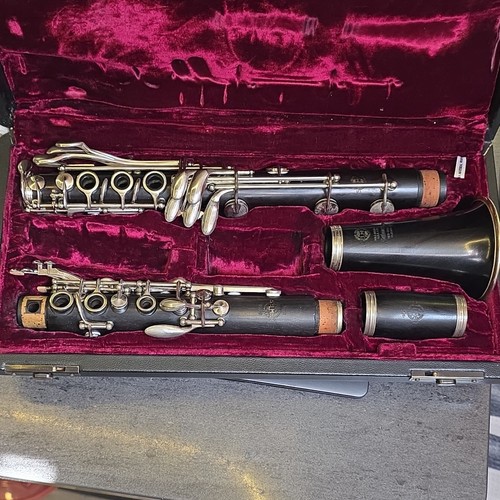 Selmer clarinet full boehm