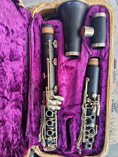 Selmer centered tone clarinet - centered,