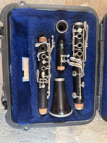 Selmer 100 wood clarinet with - selmer,