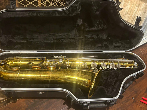 Selmer baritone saxophone - baritone,